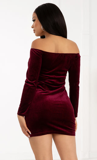 Spotlight On Me <br><span>Burgundy Velvet Long Sleeve Off The Shoulder Bodycon Mini Dress</span>