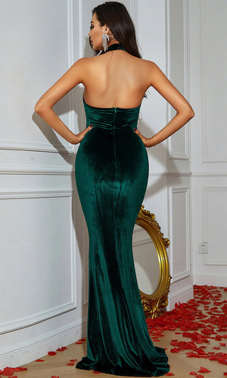 Making You Wonder <br><span>Emerald Green Velvet Sleeveless Round Neck Halter Maxi Dress</span>
