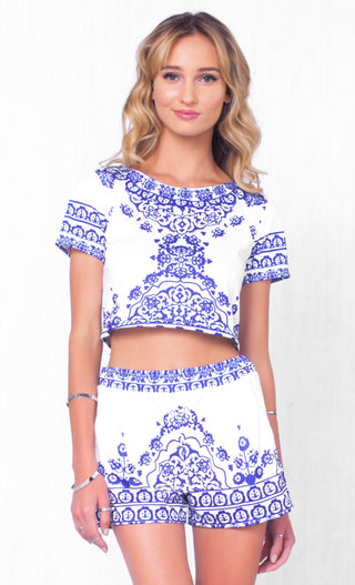 Indian Summer White Blue Floral Short Sleeve Scoop Neck Crop Top Pleated Shorts Two Piece Romper